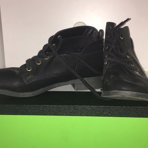 Black lace up boots